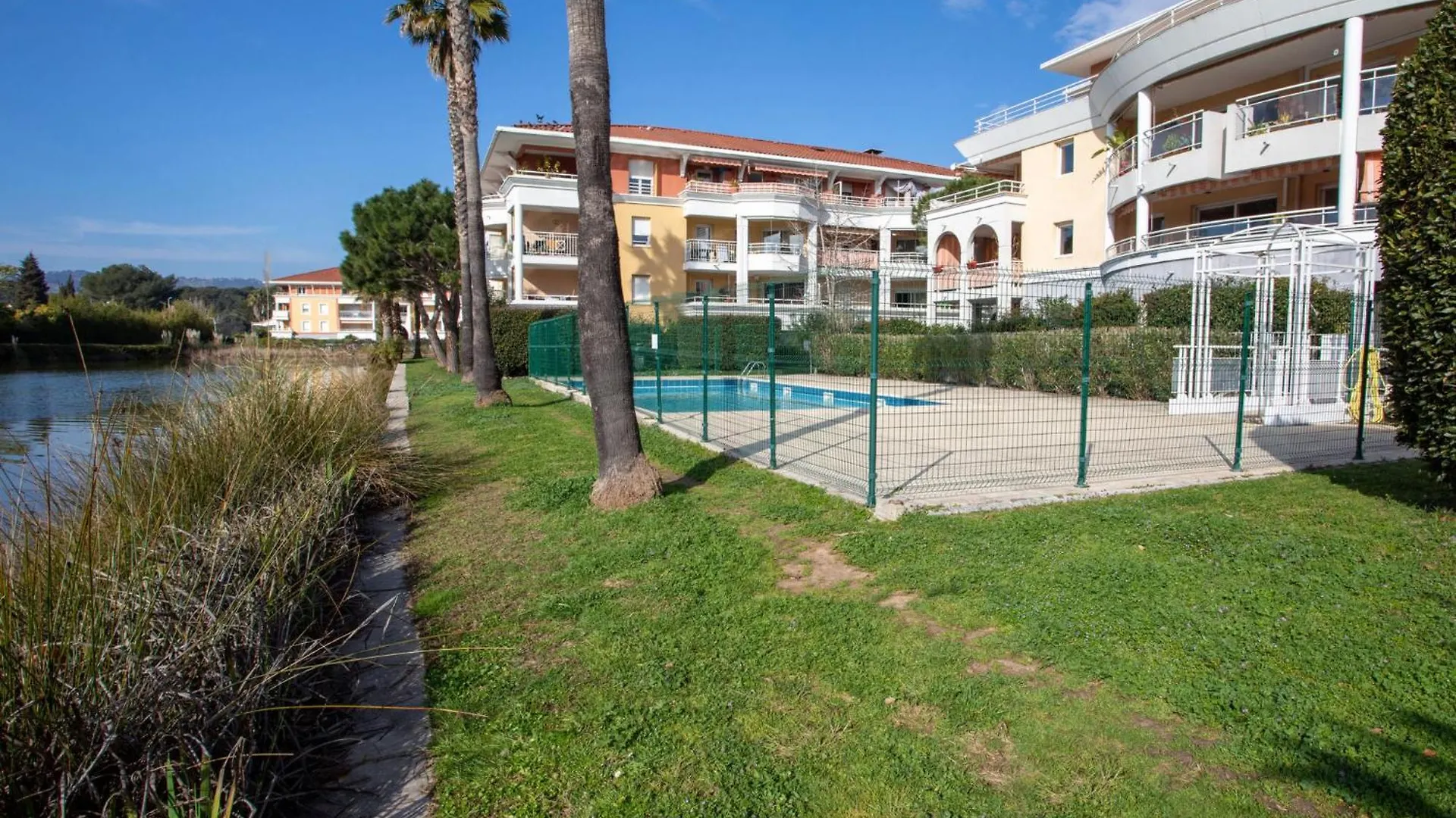 Apartment Les Cascades Du Lac By Interhome Le Cannet France